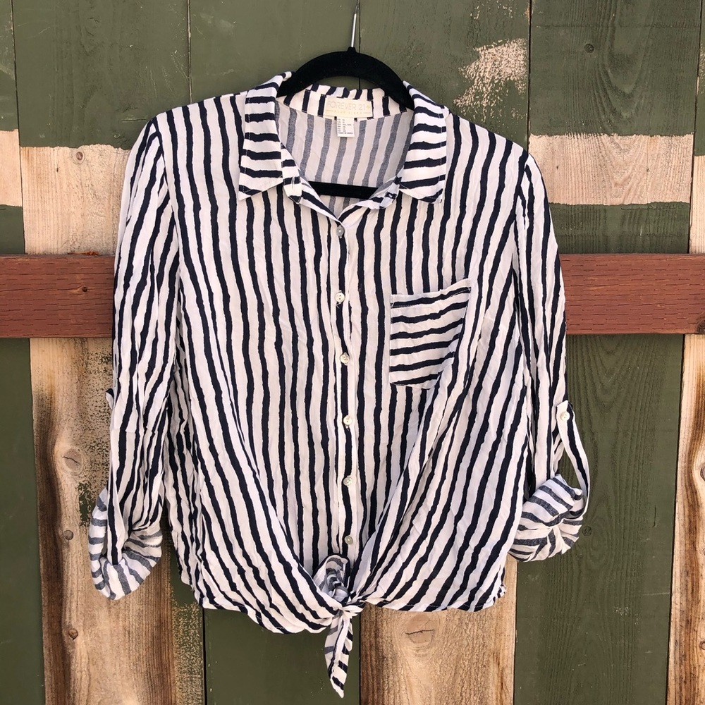 Blouse button-up